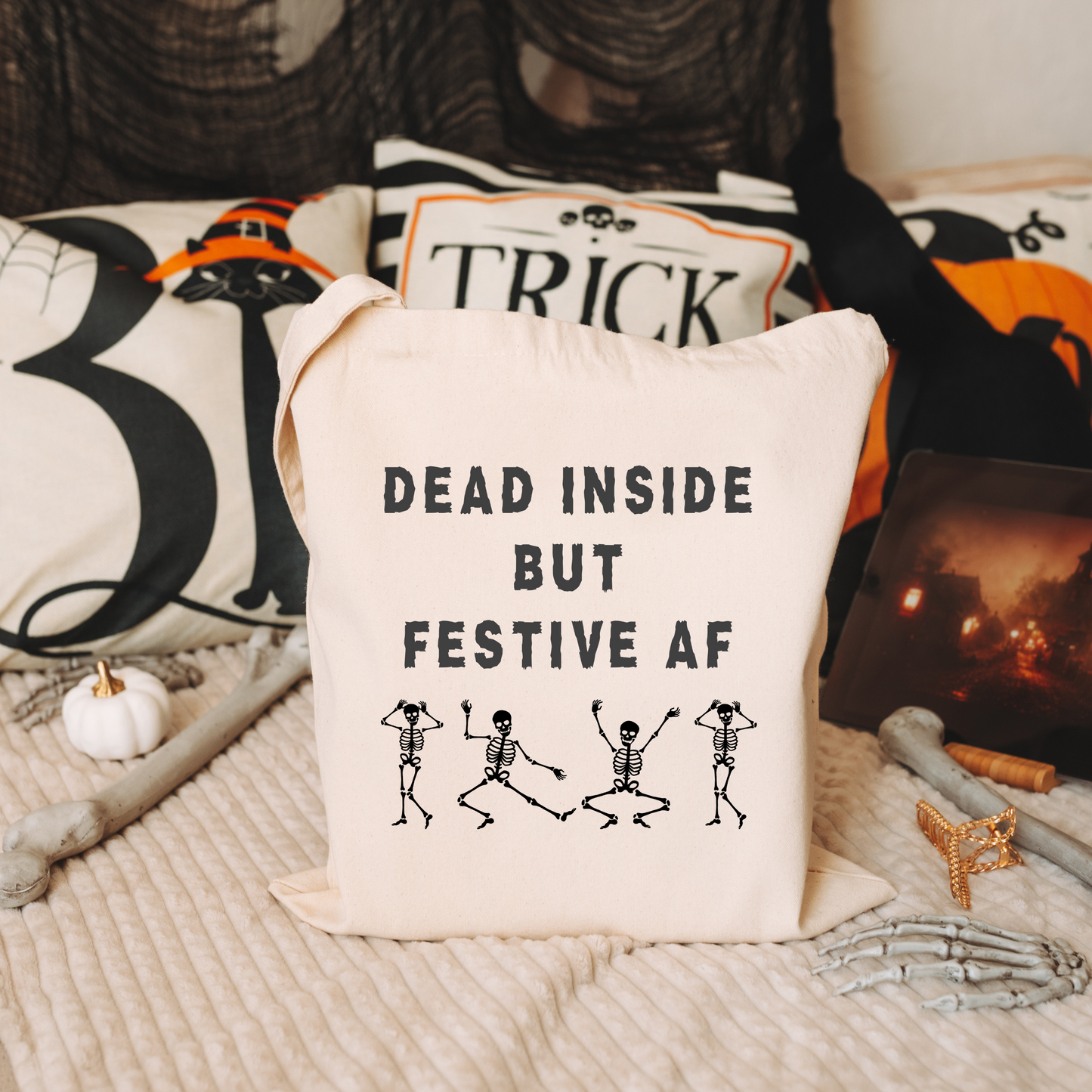 Dead Inside but Festive AF-tote